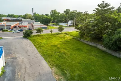 3947 Reavis Barracks Road, Saint Louis, MO 63125 - Photo 5