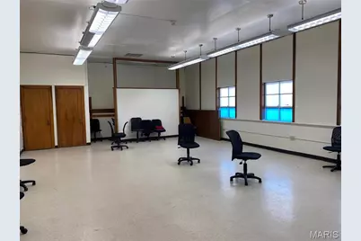 3020 Brantner, Saint Louis, MO 63106 - Photo 9