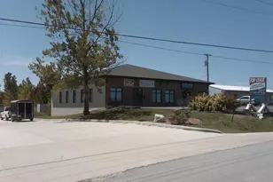 1204 Veterans Memorial Parkway E, Warrenton, MO 63380 - Photo 1