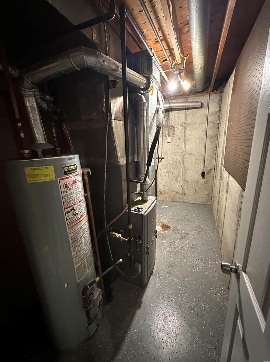 12427 Sea Ln Dr, Florissant MO 63033-4709 exterior