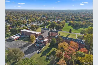 700 Howdershell Road, Florissant, MO 63031 - Photo 17