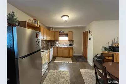 810 E Cleveland Street #A/B, Monroe City, MO 63456 - Photo 3