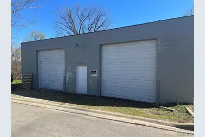 206 E College, Farmington, MO 63640 - Photo 1