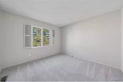 2184 Courtleigh Lane, Chesterfield, MO 63017 - Photo 19