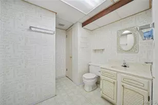 2184 Courtleigh Ln, Chesterfield, MO 63017 - Photo 25