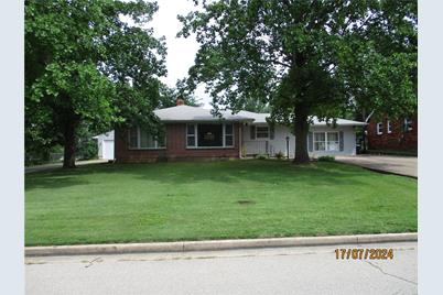 1009 W Myrtle Street, Cuba, MO 65453 - Photo 1