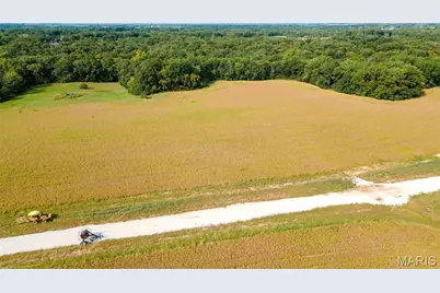 107 Otto Court, Silex, MO 63377 - Photo 13