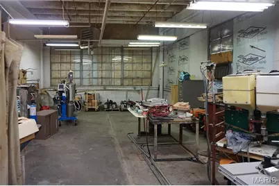 714 S Franklin Street, Cuba, MO 65453 - Photo 11