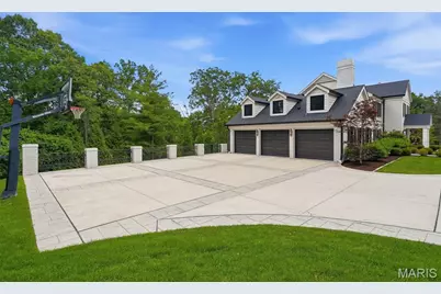 4 Warridge Drive, Ladue, MO 63124 - Photo 63