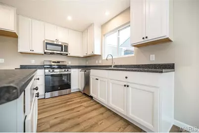 375 Valley Bluff Drive, Wentzville, MO 63348 - Photo 13