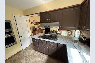 5810 Flaming Leaf Court, Saint Louis, MO 63129 - Photo 13