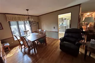 5810 Flaming Leaf Ct, Saint Louis, MO 63129 - Photo 7