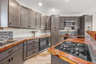 11336 Choctaw Cir, Saint Genevieve, MO 63670 - Photo 19