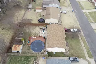 1495 Yaqui Dr, Florissant, MO 63031 - Photo 9