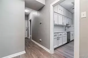 625 S Skinker Blvd, Saint Louis, MO 63105 - Photo 25