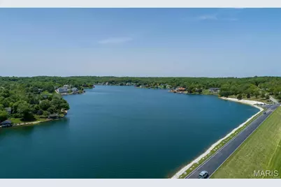 10155 Lake Ridge Drive, Hillsboro, MO 63050 - Photo 3