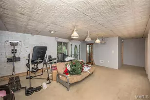 235 Quindaro Dr, Florissant, MO 63034 - Photo 43