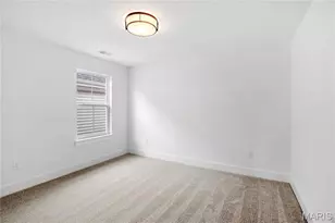 6927 Sutherland Ave, Saint Louis, MO 63109 - Photo 33