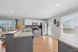 13 Lancaster Ct, Florissant, MO 63033 - Photo 11