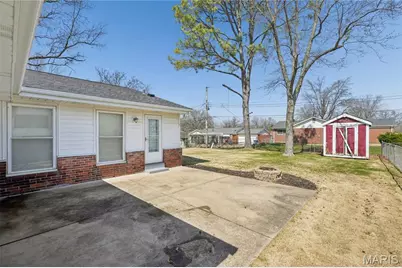 13 Lancaster Court, Florissant, MO 63033 - Photo 25