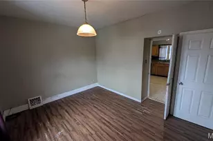 12532 Bellefontaine Rd, Saint Louis, MO 63138 - Photo 15