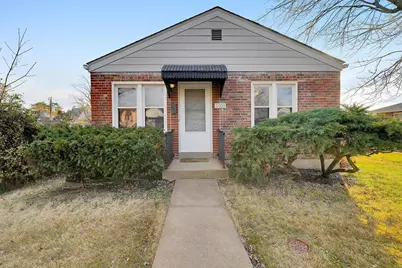 6800 Lansdowne Avenue, Saint Louis, MO 63109 - Photo 1