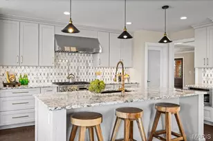 1824 Topping Rd, Saint Louis, MO 63131 - Photo 17