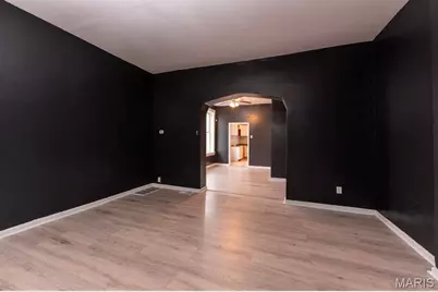1116 McLaran Avenue, Saint Louis, MO 63147 - Photo 3