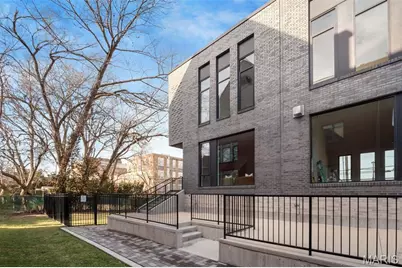 215 N Sarah Street #13, Saint Louis, MO 63108 - Photo 51