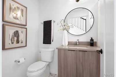 215 N Sarah Street #13, Saint Louis, MO 63108 - Photo 35