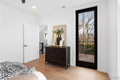 215 N Sarah Street #13, Saint Louis, MO 63108 - Photo 23