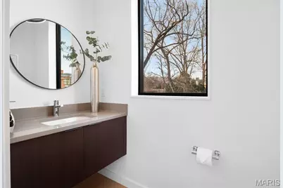 215 N Sarah Street #13, Saint Louis, MO 63108 - Photo 19