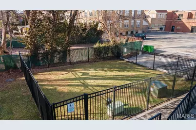 215 N Sarah Street #13, Saint Louis, MO 63108 - Photo 49