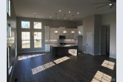 1605 Sugar Creek Drive, Festus, MO 63028 - Photo 5