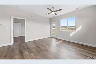 893 Walter Way, Washington, MO 63090 - Photo 9