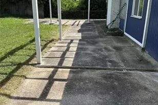 805 Derhake Rd, Florissant, MO 63033 - Photo 7