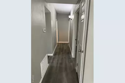 805 Derhake Road, Florissant, MO 63033 - Photo 3