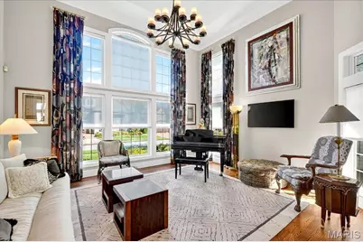 295 Meadowbrook Country Club Est, Ballwin, MO 63011 - Photo 9