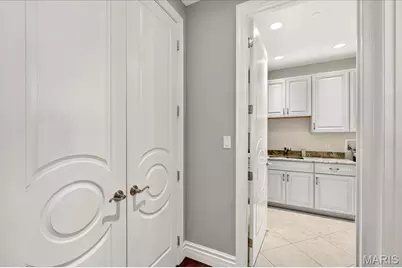 295 Meadowbrook Country Club Est, Ballwin, MO 63011 - Photo 11