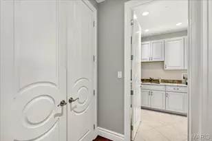 295 Meadowbrook Country Club Est, Ballwin, MO 63011 - Photo 11