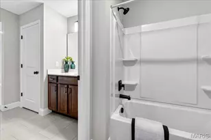 142 Royal Troon Dr, Dardenne Prairie, MO 63368 - Photo 17