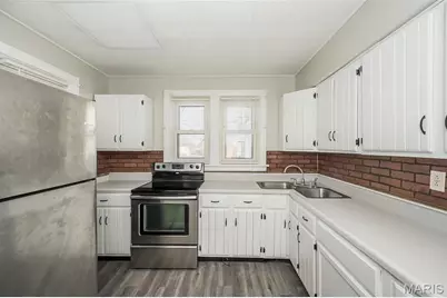 10071 Diamond Drive, Saint Louis, MO 63137 - Photo 19