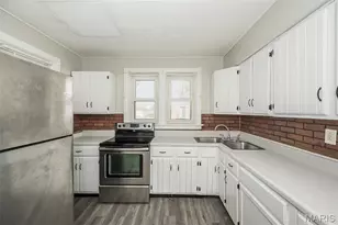 10071 Diamond Dr, Saint Louis, MO 63137 - Photo 19