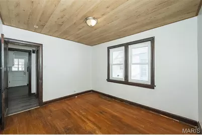 10071 Diamond Drive, Saint Louis, MO 63137 - Photo 15