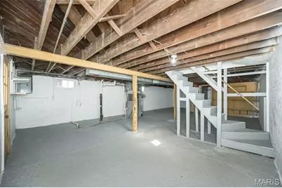 10071 Diamond Drive, Saint Louis, MO 63137 - Photo 27