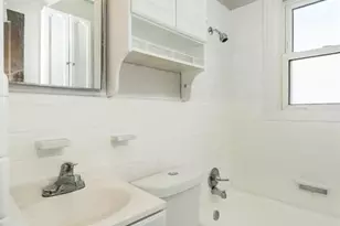 10071 Diamond Dr, Saint Louis, MO 63137 - Photo 17