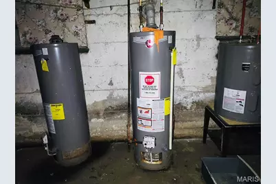 8034 Church Road, Saint Louis, MO 63147 - Photo 11