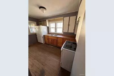 415 N Grand Street, Weldon Spring, MO 65793 - Photo 7