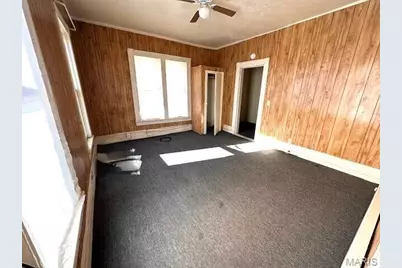 305 E Main Street, Weldon Spring, MO 65793 - Photo 15