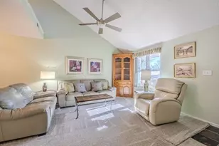 895 Azalea Ct, Lake Ozark, MO 65065 - Photo 9